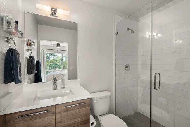 Building Photo - Modern Townhome Living in Lakewood – $2,65...
