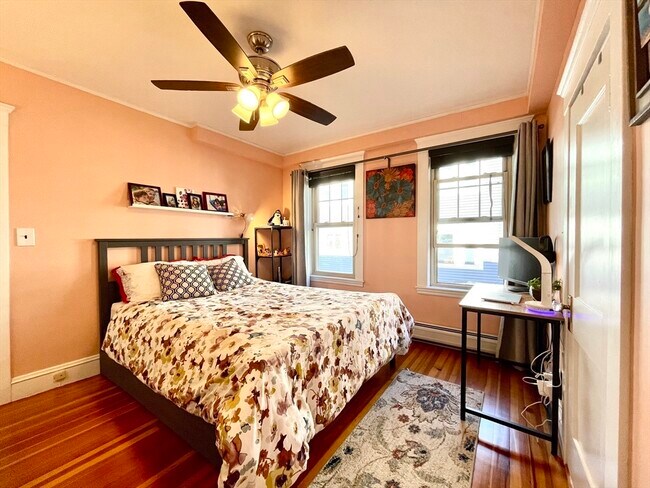 Building Photo - 55 Alma Ave