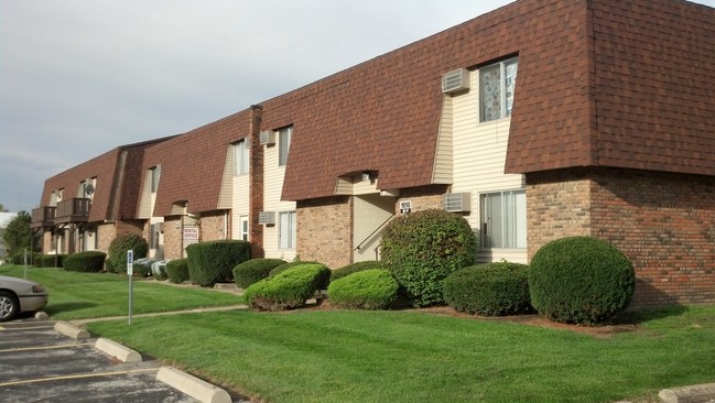 Building Photo - Lake Point Apartments