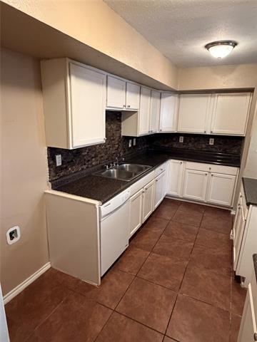 Building Photo - 6610 Greenspring Dr