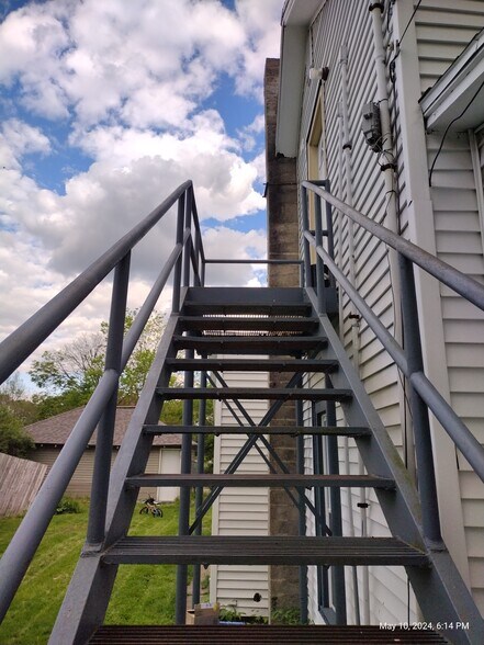 Building Photo - 1615 Herbert St