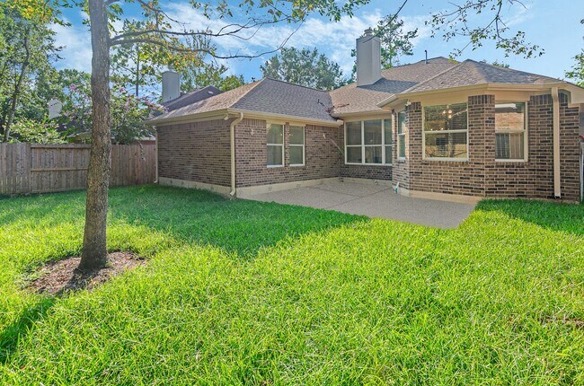 Building Photo - 71 N Queenscliff Cir