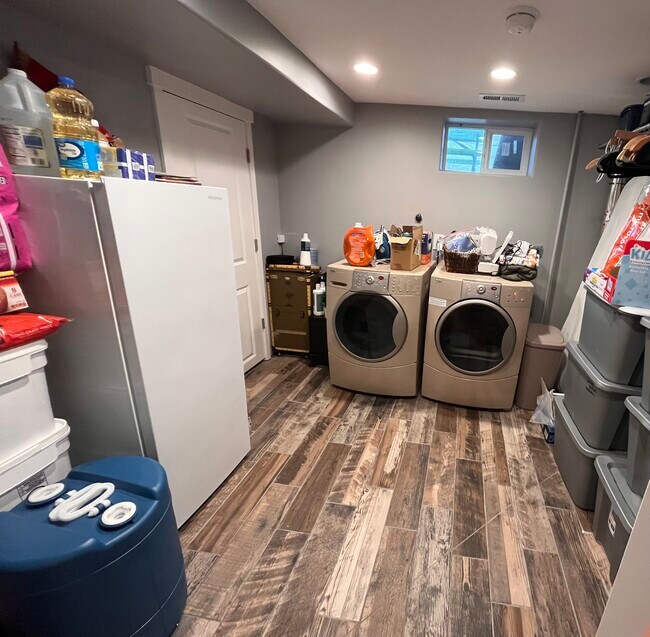 Primary Photo - 4775 S 475 W