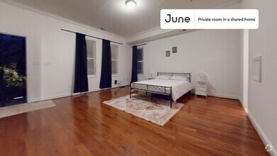 Building Photo - 1337 Girard St NW
