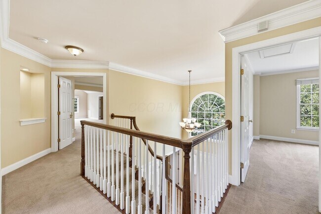 Building Photo - 4823 Vista Ridge Dr