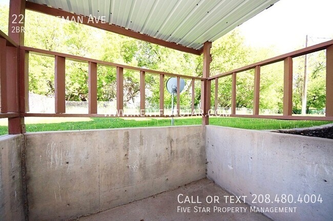 Building Photo - 226 Hoffman Ave