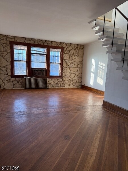 Building Photo - 204 Columbia Ave