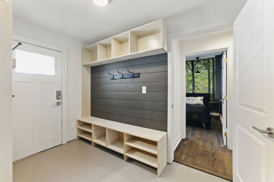 Building Photo - 1742 Ridgeway Ave NW