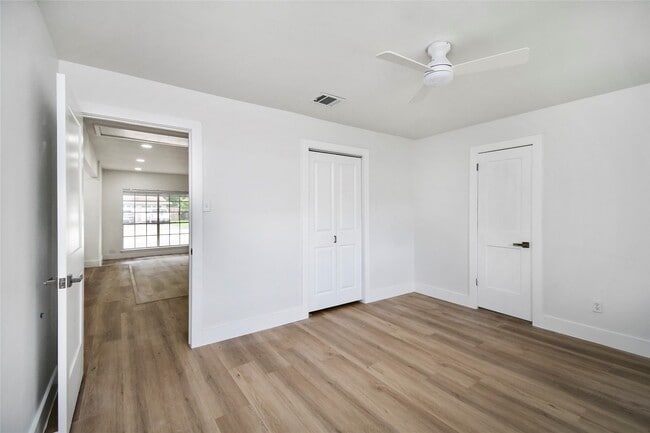 Building Photo - 7210 Lumber Jack Dr