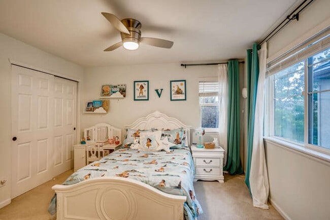 Building Photo - Evolve Real Estate: Meticulous Executive 4...