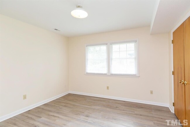 Building Photo - 2501 Kilgore Ave