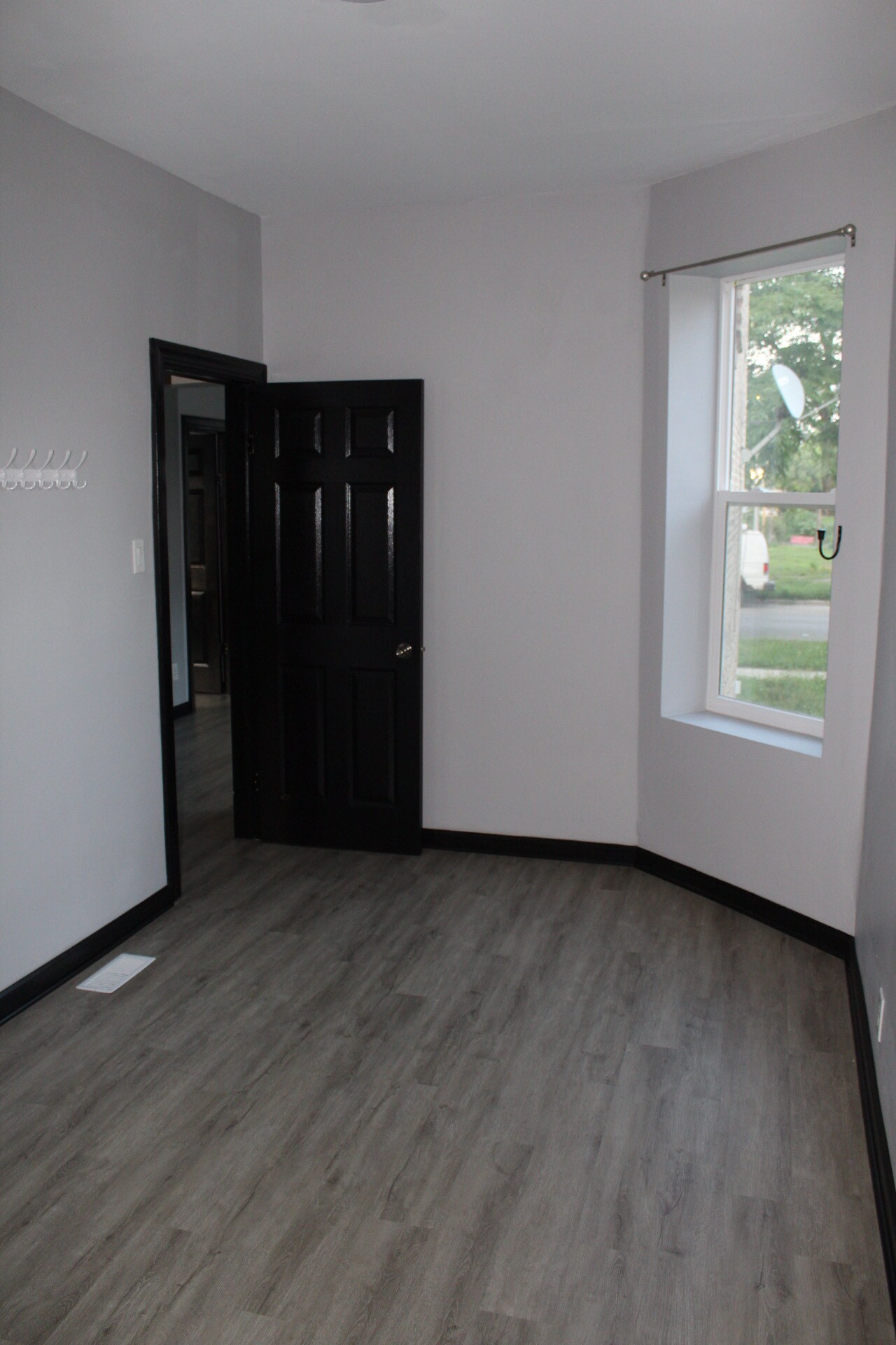 2nd bedroom - 1556 S Spaulding Ave