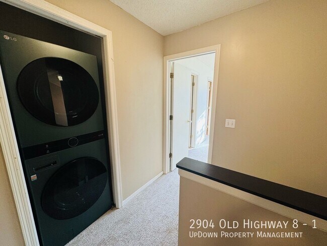 Building Photo - 2904 Old Hwy 8