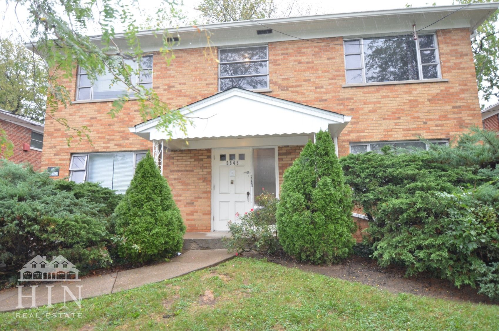 Building Photo - 5846 Robison Rd