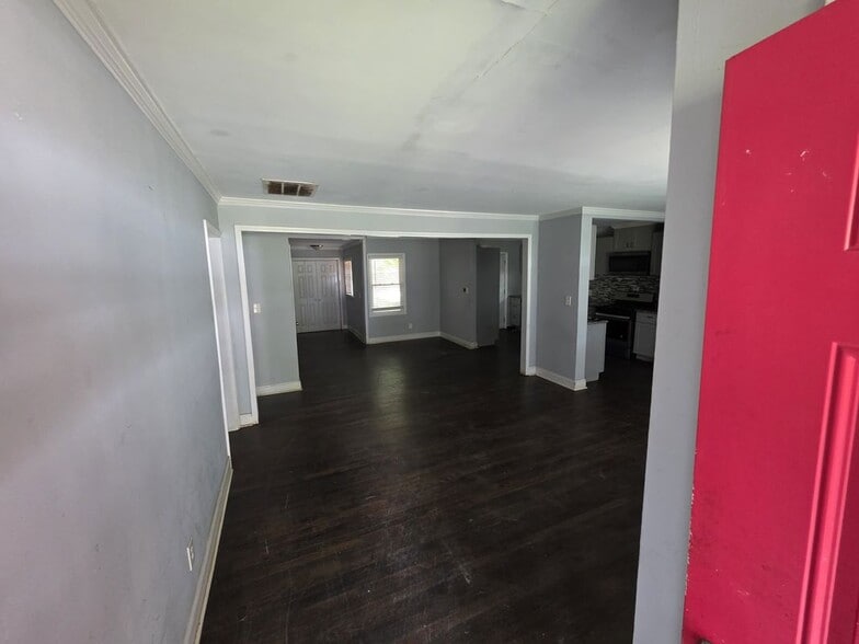 Building Photo - 1327 Richland Rd SW