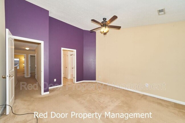 Building Photo - 7844 Bombay Ln