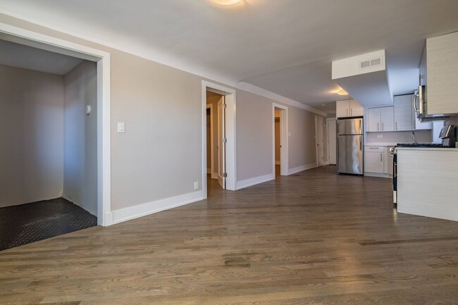 Building Photo - BEC Properties Kedzie LLC