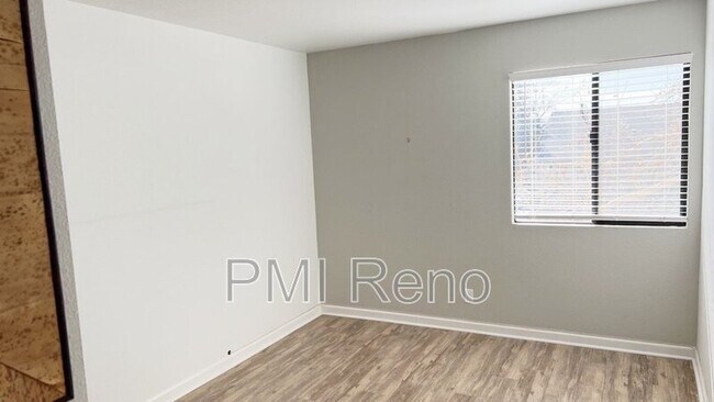 Building Photo - 2700 Plumas St