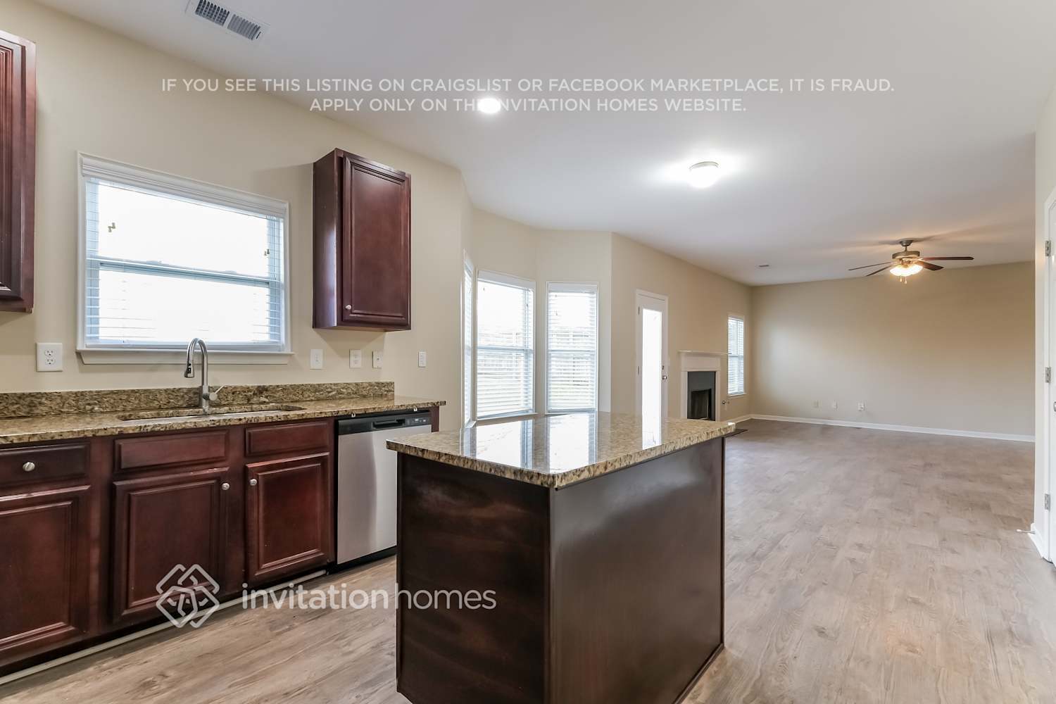 Building Photo - 4015 Pointe Vecchio Cir