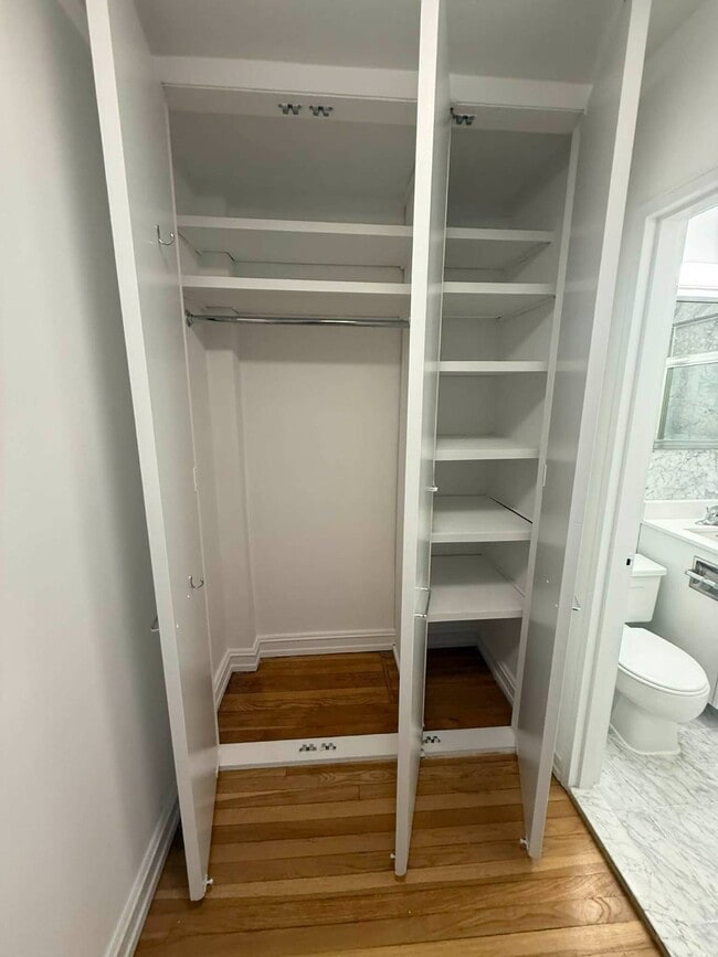 Building Photo - 305 W 13th St