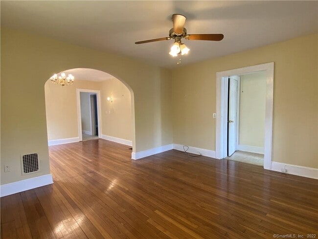 Building Photo - 25 4th St