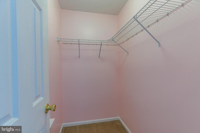 Building Photo - 837 Purple Martin Ct