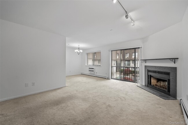 Building Photo - 24 Carhart Ave