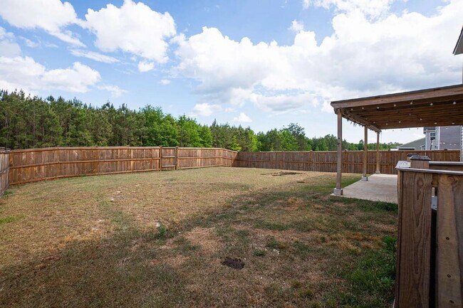 Building Photo - 244 Savannah Wood Rd