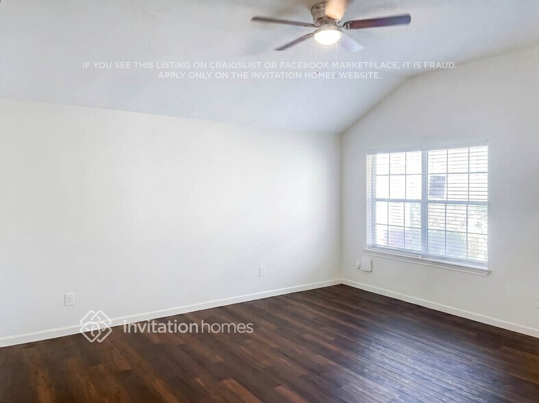 Building Photo - 8567 Chaletford Dr