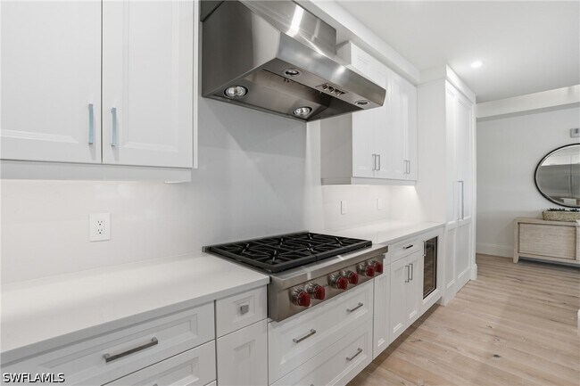 Building Photo - 1130 3rd Ave S