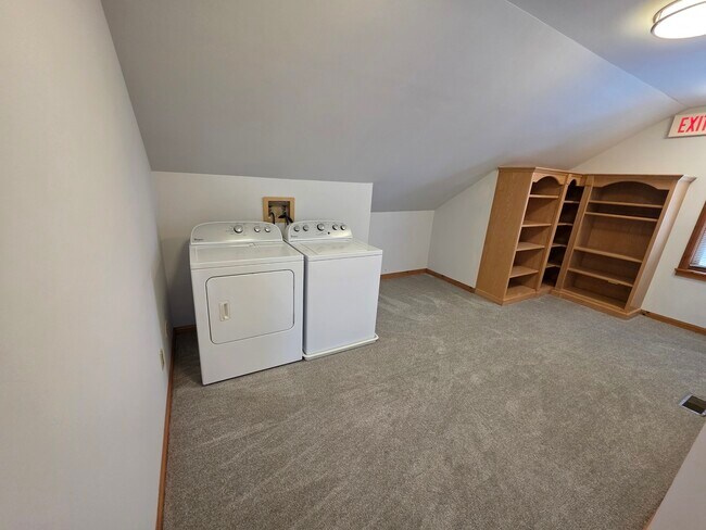 Building Photo - 236 Robert Parker Coffin Rd