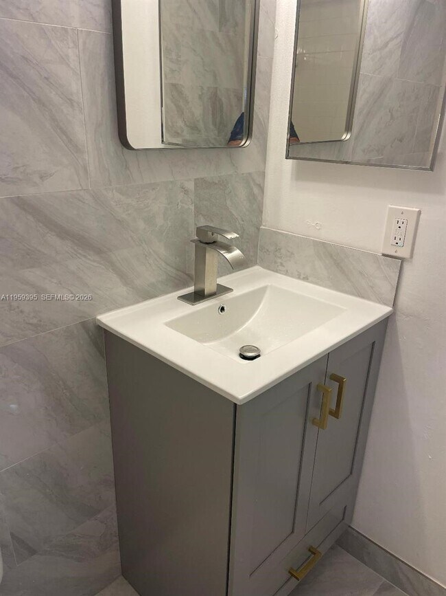 Building Photo - 10357 NW 8th St