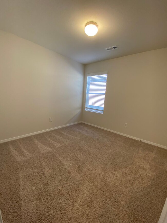 Building Photo - ***MARCH MADNESS SAVINGS!*** Four Bedroom ...