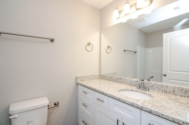 Building Photo - North Columbia Rental