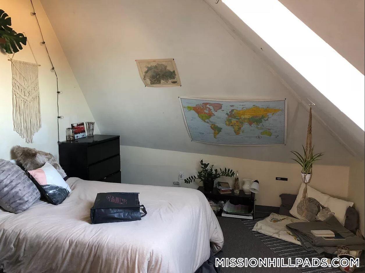 Building Photo - 91-93 Calumet St.