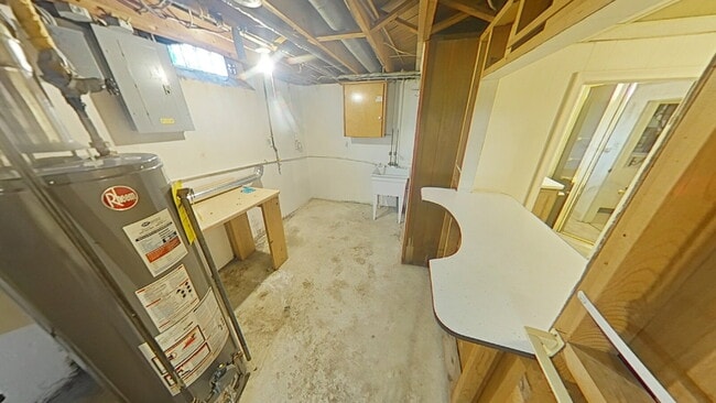 Building Photo - 8261 Gerald Ave