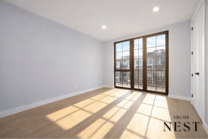 Building Photo - 3511 Farragut Rd