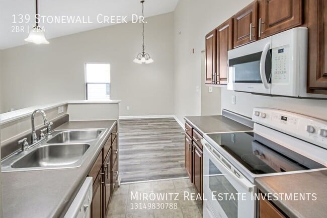 Building Photo - 139 Stonewall Creek Dr