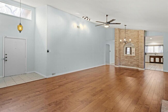 Building Photo - 9834 Teasdale Terrace
