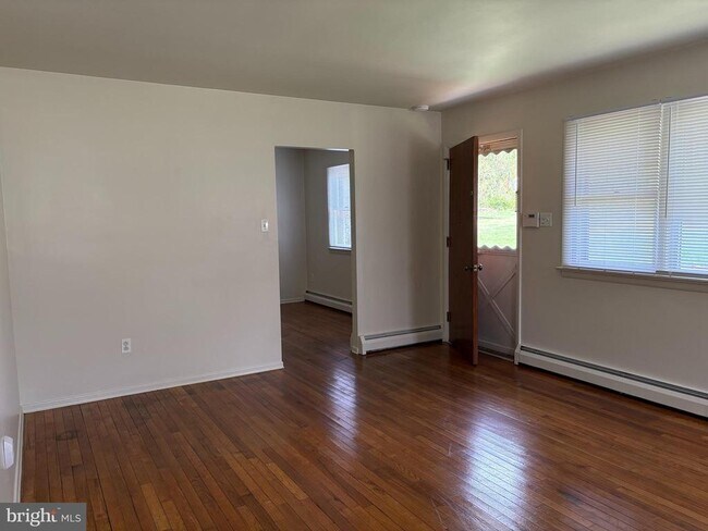 Building Photo - 29 Laver Rd