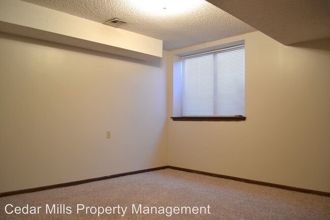 Building Photo - 4 br, 2 bath House - 1459 Northwest Parkway