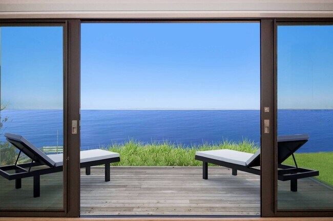 Building Photo - 247 Kings Point Rd