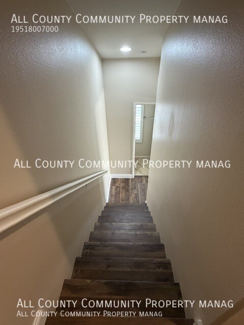 Building Photo - 44920 Honey Locust Dr