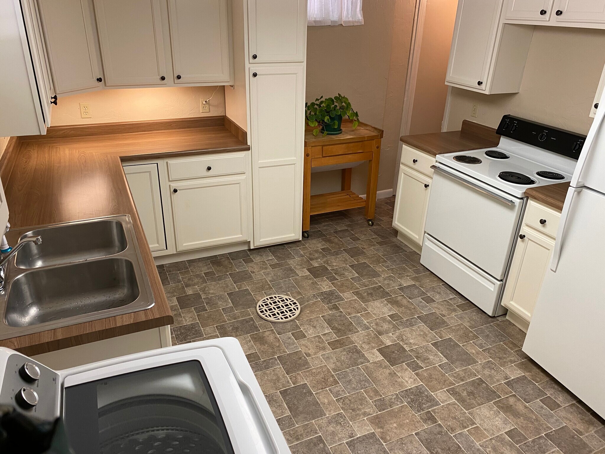 Kitchen with Pantry - 1220 Colorado Ave