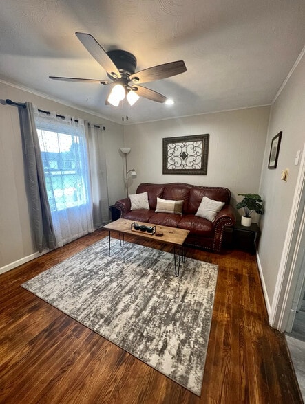 Building Photo - 43 Burdette Addition Dr