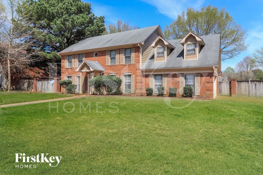 Building Photo - 8688 Chimneyrock Blvd.