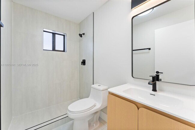 Building Photo - 1181 NW 66th St