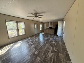 Building Photo - 37019 Gossamer Ln