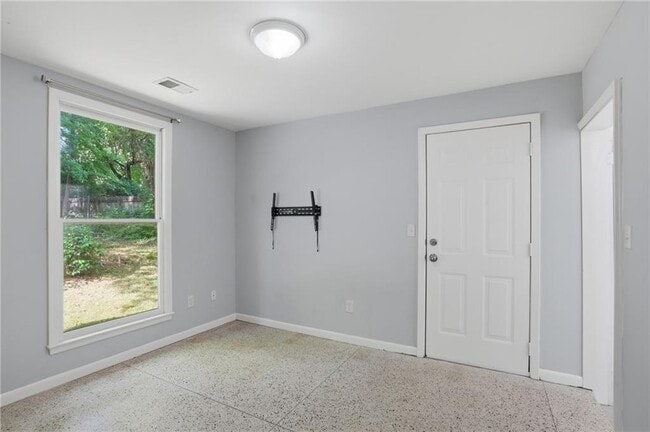 Building Photo - 2209 Cherring Ln
