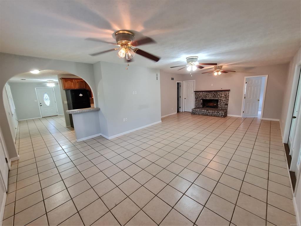 Building Photo - 1163 Cottondale Rd